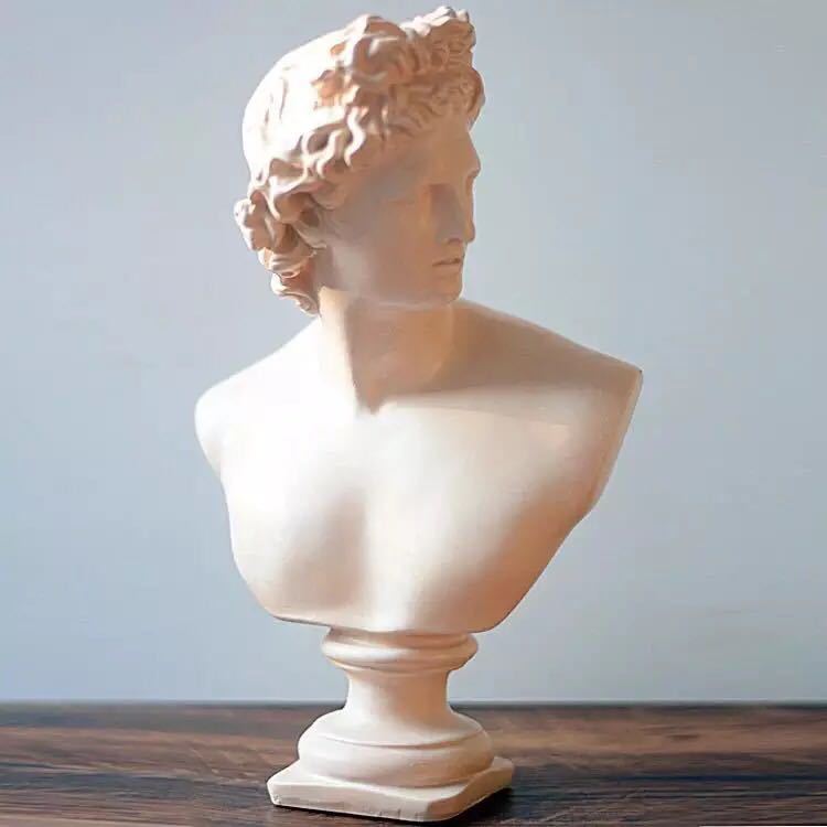 polyresin statue