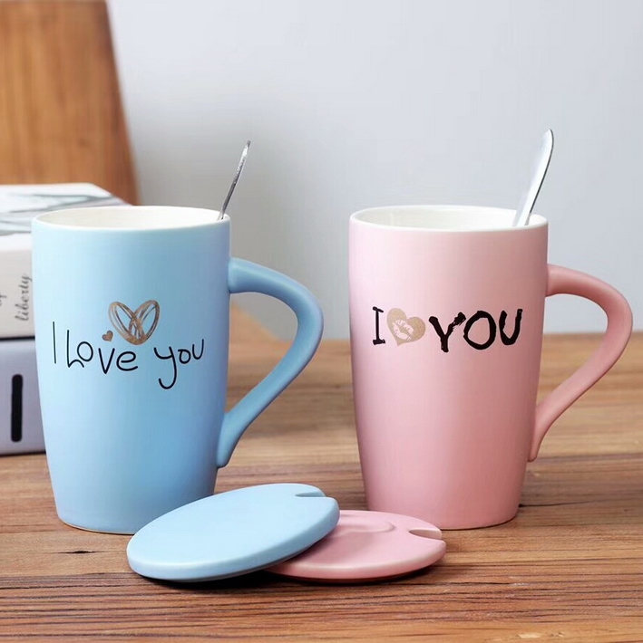 Wholesale 11 Oz Creative Mr And Miss Pink Ceramic Coffee Couple Mugs with Lid And Spoon