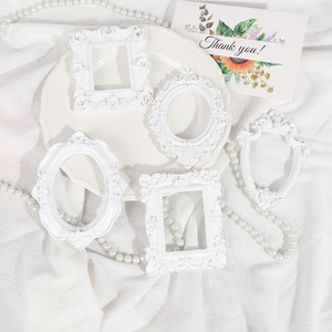 European Ornaments Photography Backgro White Retro Photo Frame Manicure Cosmetics For Home Decoration