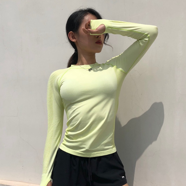  Women Long Sleeve Yoga Tops Fitness Running T Shirts Gym Wear Sports Wear Female Yoga Shirt Pure Color Sports Clothes