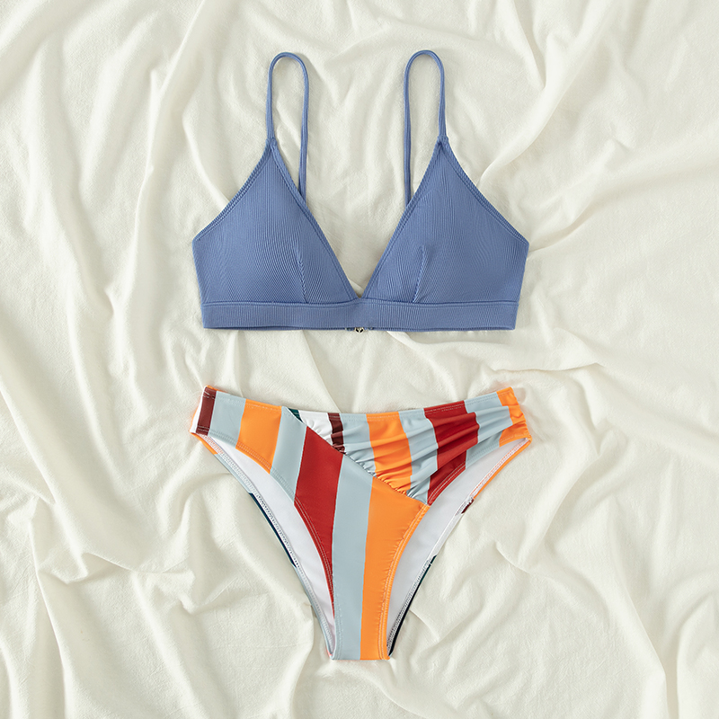 Wholesale New Style Floral Print Halterneck Sexy Bikini