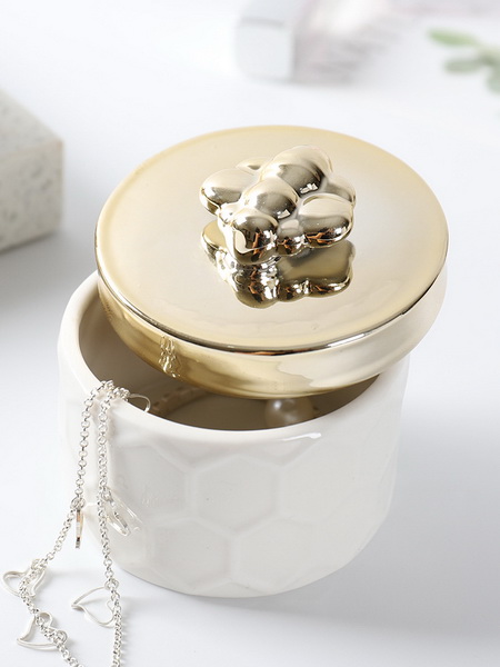 White Glazed Ceramic Jewelry Porcelain Trinket Box with 3D Flower