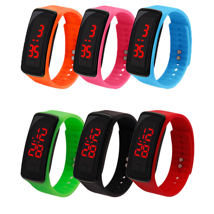 Hot Sale Trending Smartwatch Bluetooth Smart Band Smart Bracelet for Sports Connect To App 