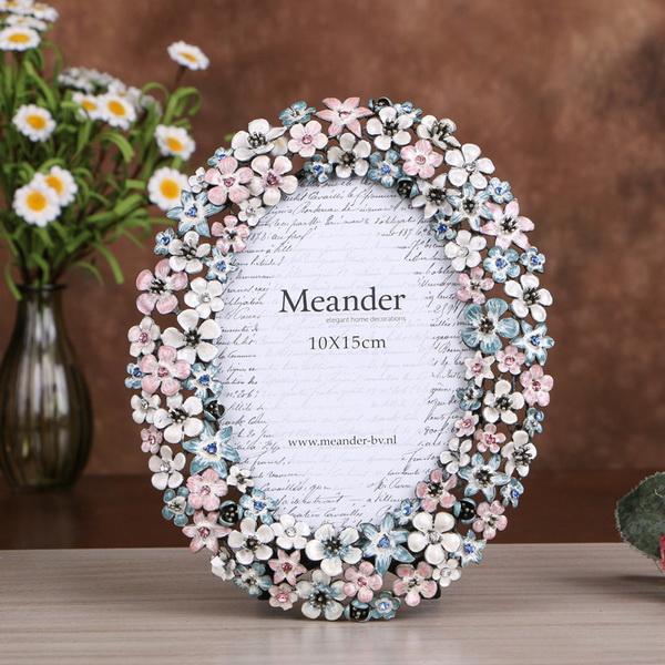 Factory Direct Personalised 5R Pewter Photo Frame with 3D Motif
