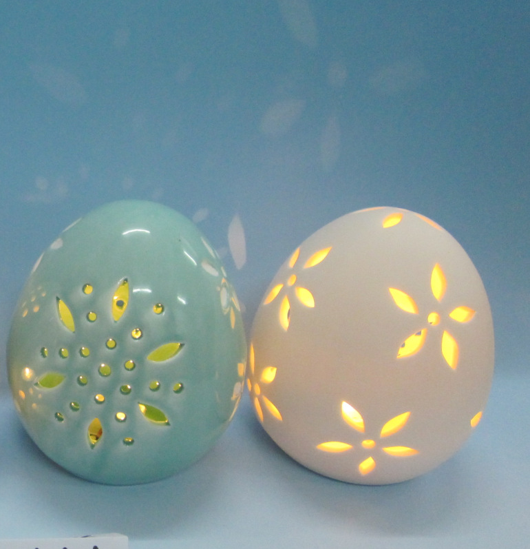 Ceramic Easter Egg Decoration 